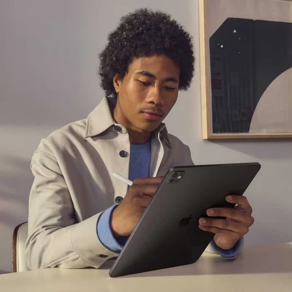 Apple iPad Pro M4 11-inch, 256GB, Space Black, Wi‑Fi + Cellular, Nano-Texture Glass